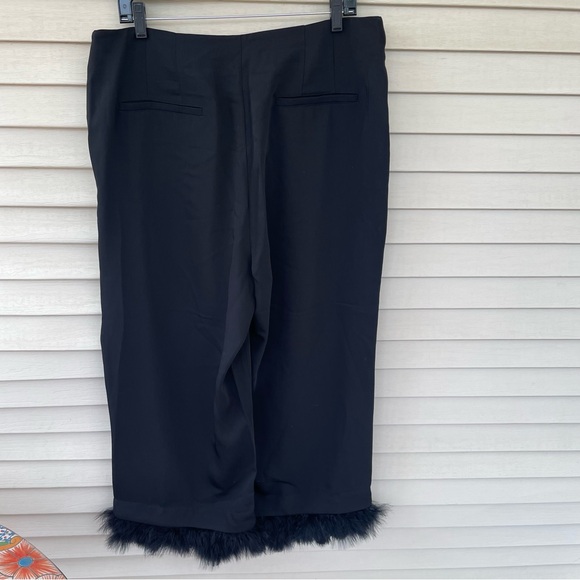 Express High Waisted Feather Hem Cropped Wide Leg Pant Size 14 (NWT) - Picture 4 of 11